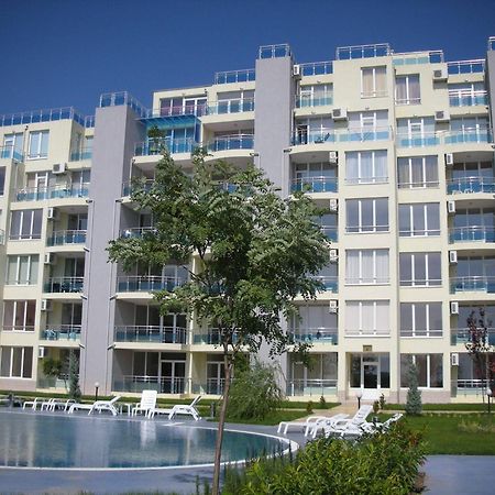 Oasis Suites Apartments And Studios Ravda Buitenkant foto