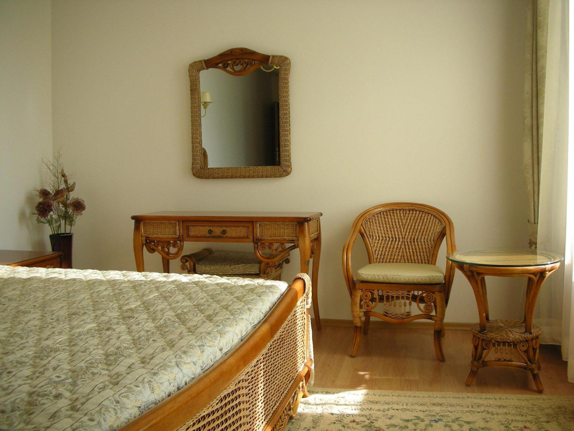 Oasis Suites Apartments And Studios Ravda Buitenkant foto