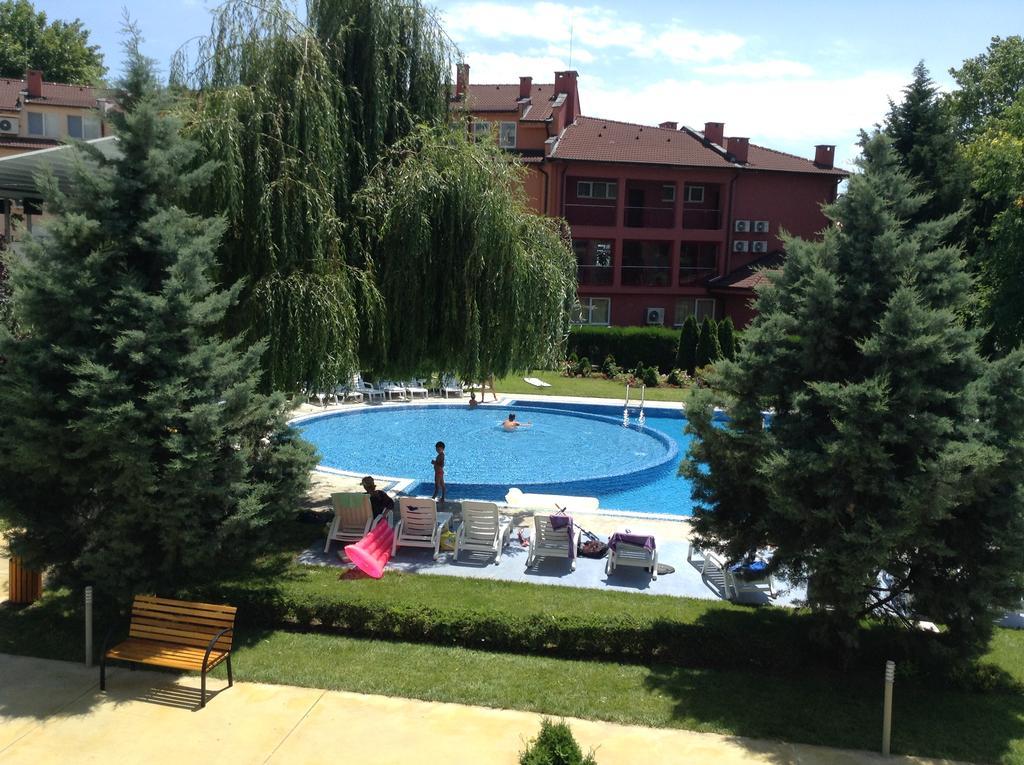 Oasis Suites Apartments And Studios Ravda Buitenkant foto