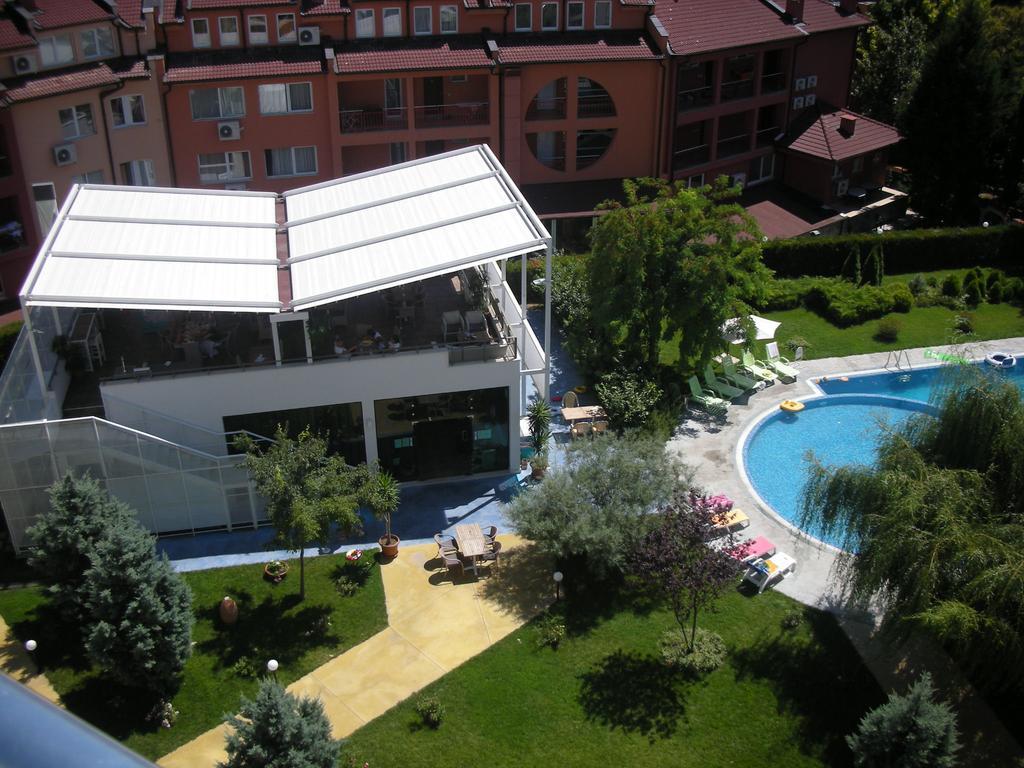 Oasis Suites Apartments And Studios Ravda Buitenkant foto